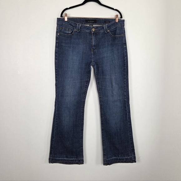 Calvin Klein Women's Low Rise Flare Blue Jeans Size 16 - Picture 1 of 13